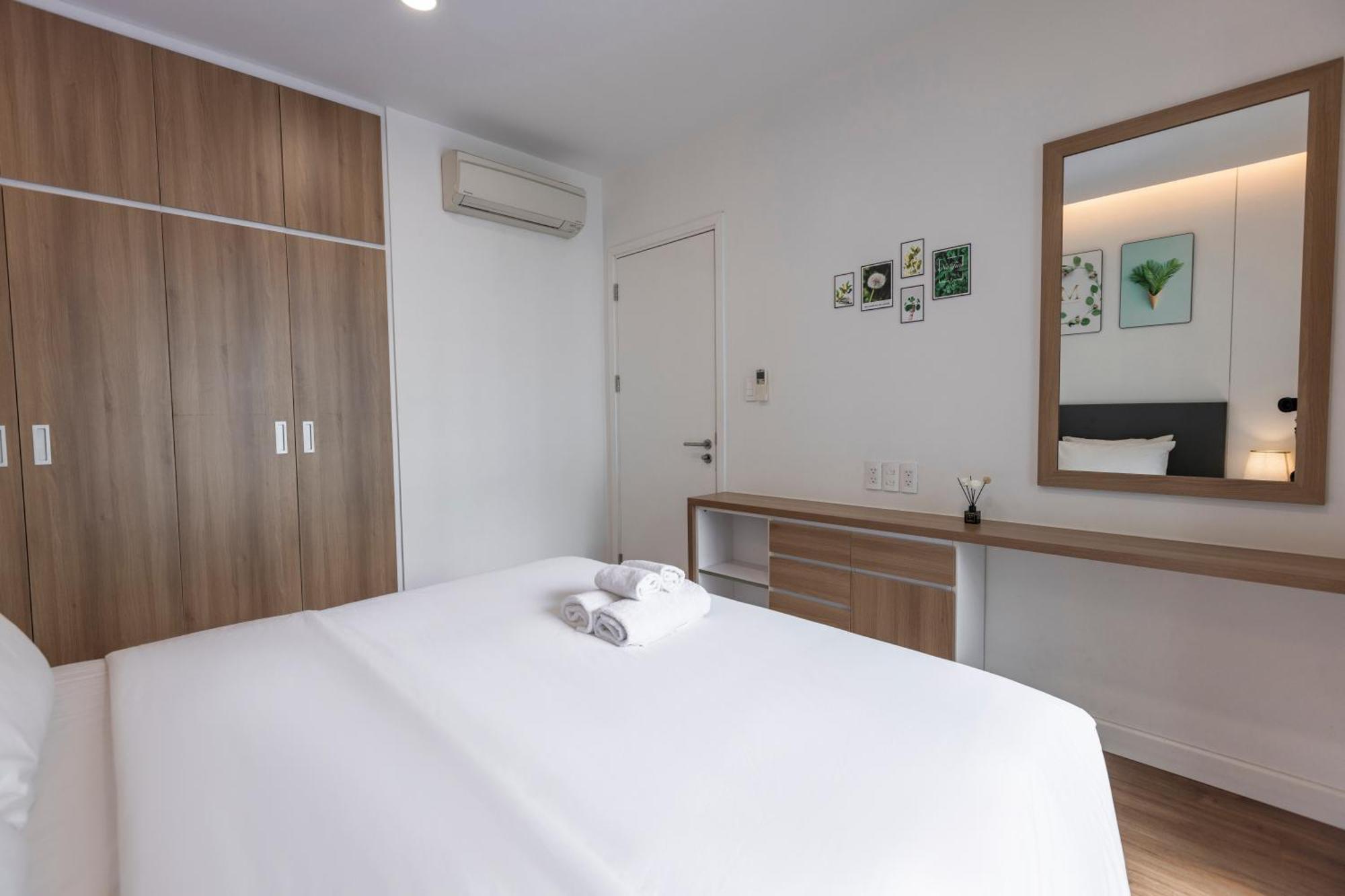 Republic Apartments Saigon Airport Ho Chi Minh City Exterior photo