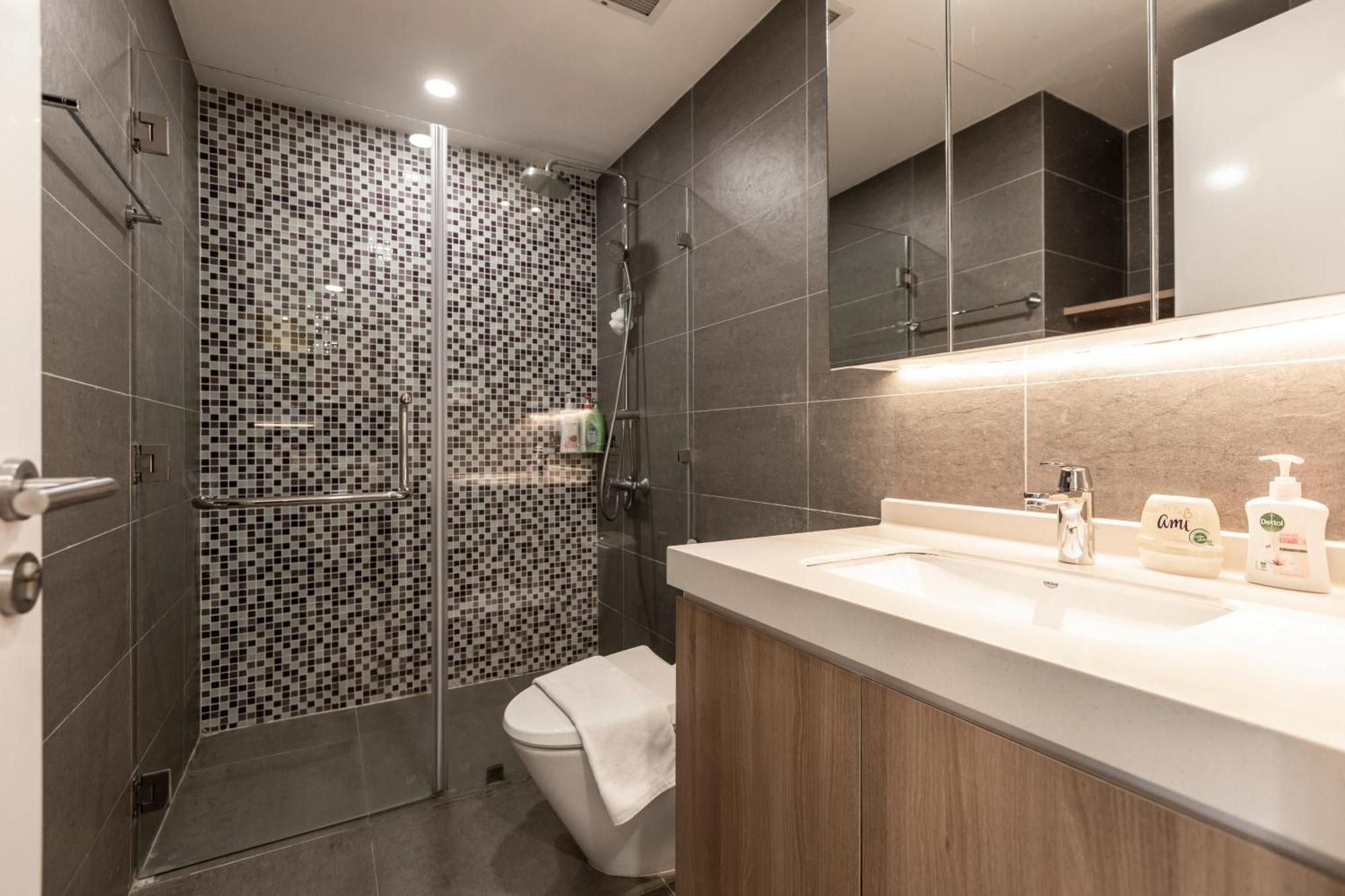 Republic Apartments Saigon Airport Ho Chi Minh City Exterior photo