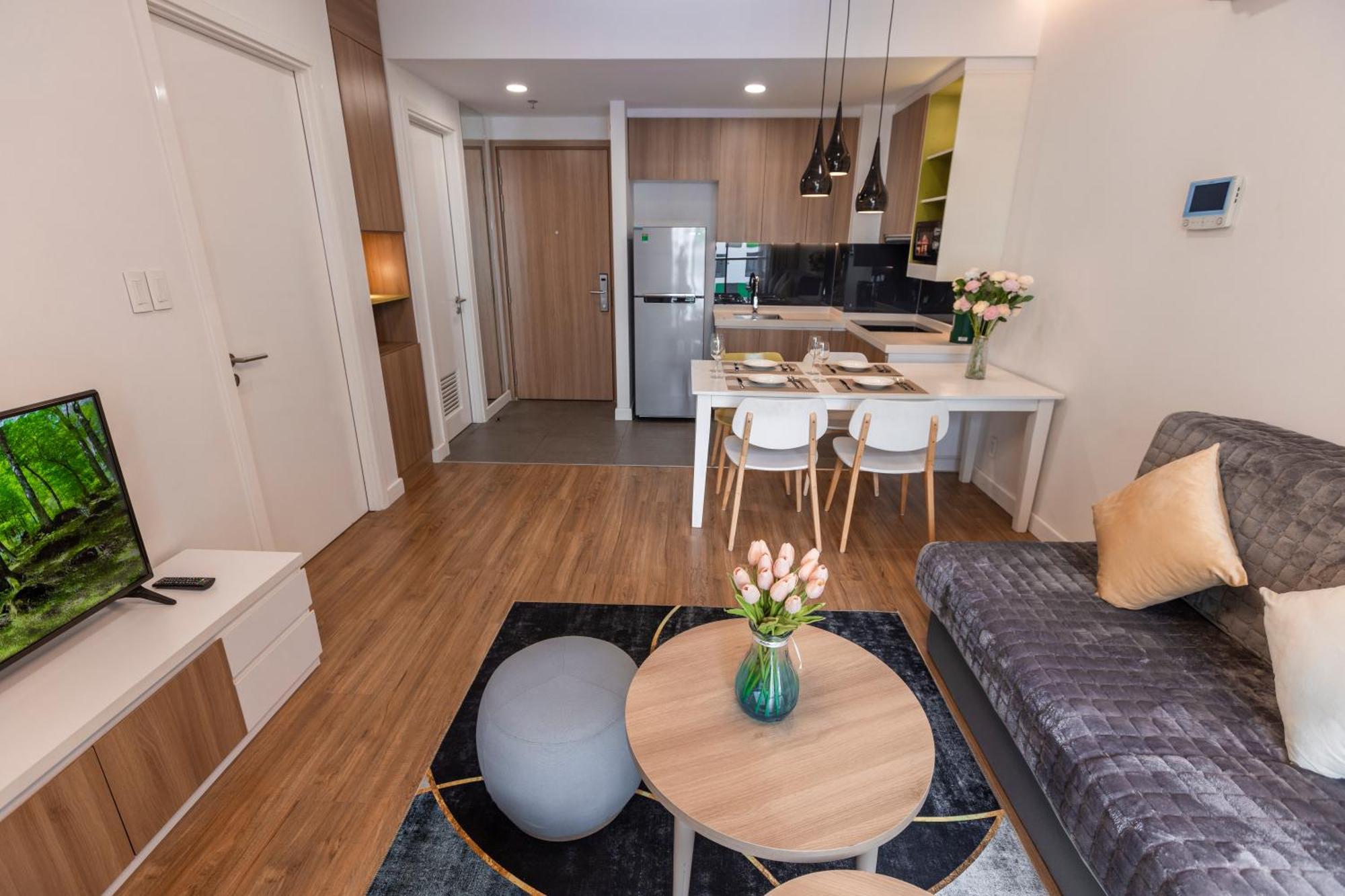 Republic Apartments Saigon Airport Ho Chi Minh City Exterior photo